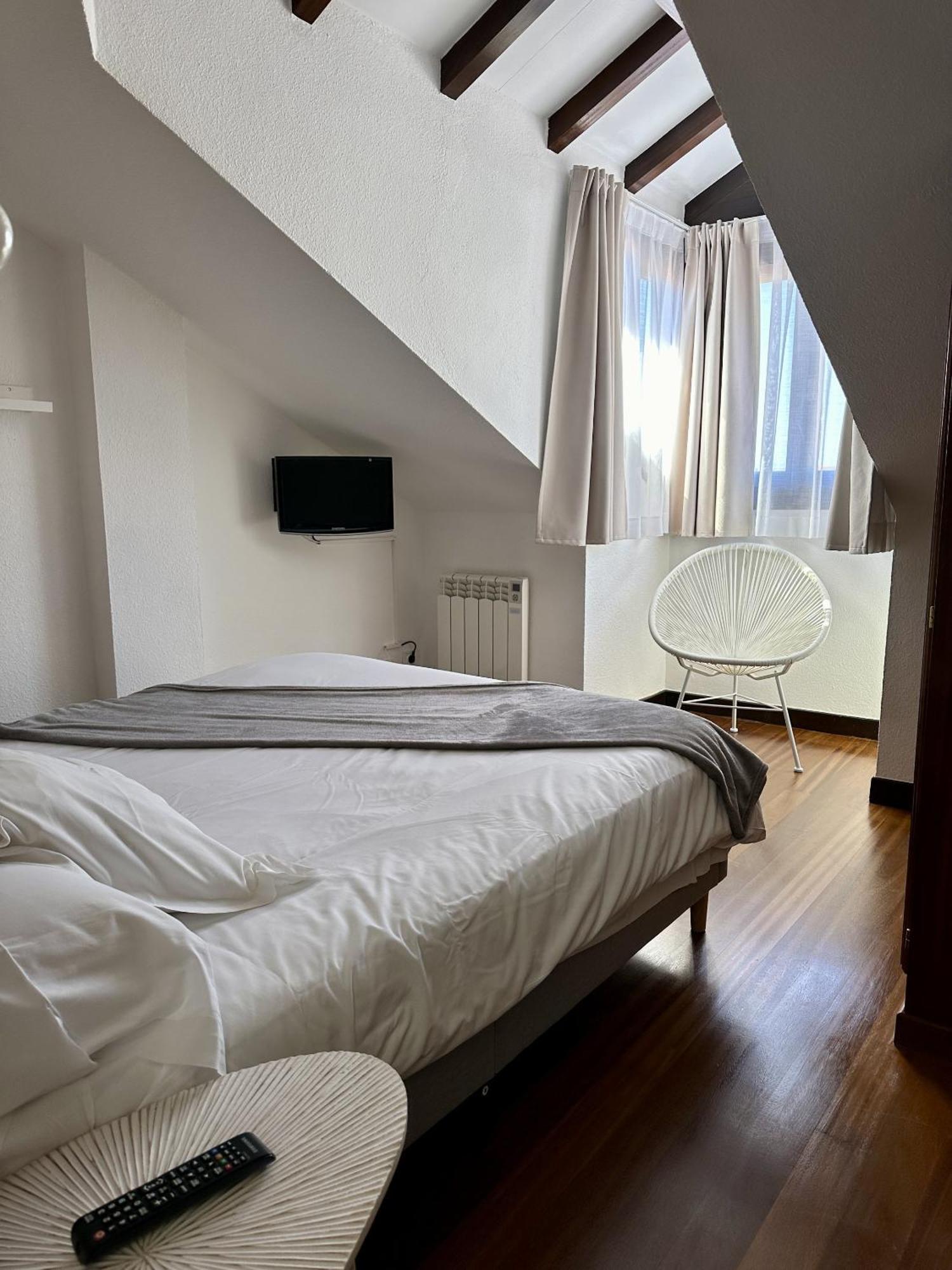 Apartamentos Val De Comillas Værelse billede